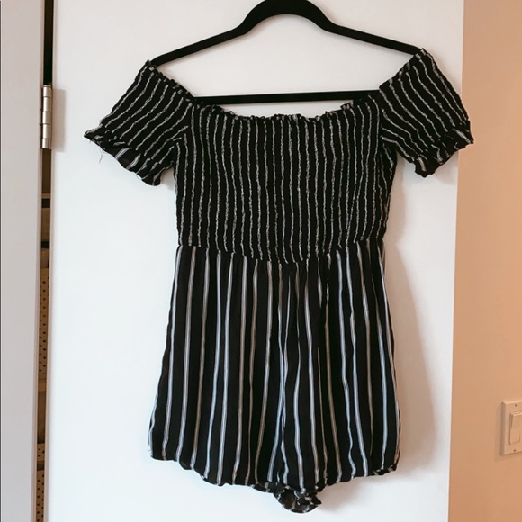 urban outfitters striped off the shoulder romper - Picture 1 of 4